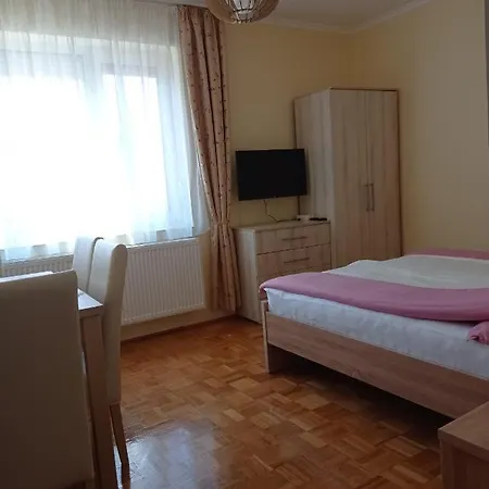 Guest house Akac Vendeghaz 3*